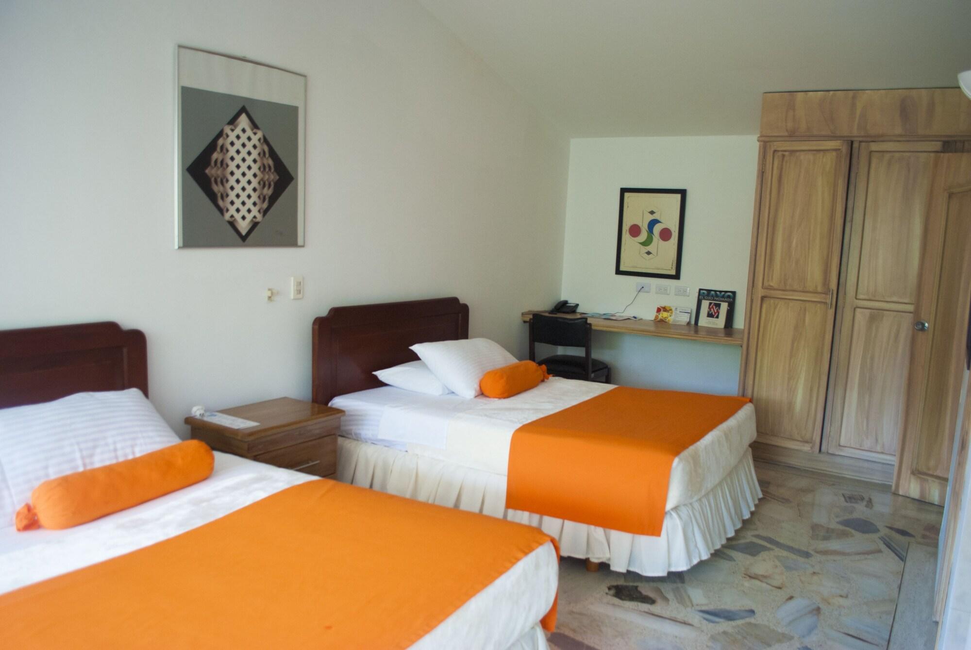 Hotel Casa Santa Monica Norte Кали Экстерьер фото