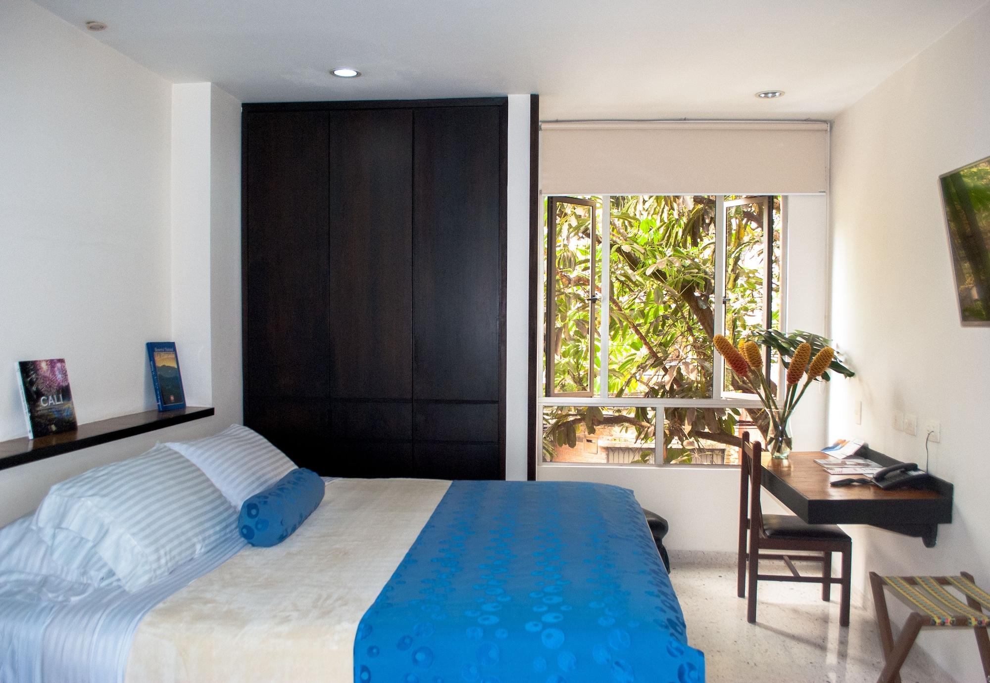 Hotel Casa Santa Monica Norte Кали Экстерьер фото