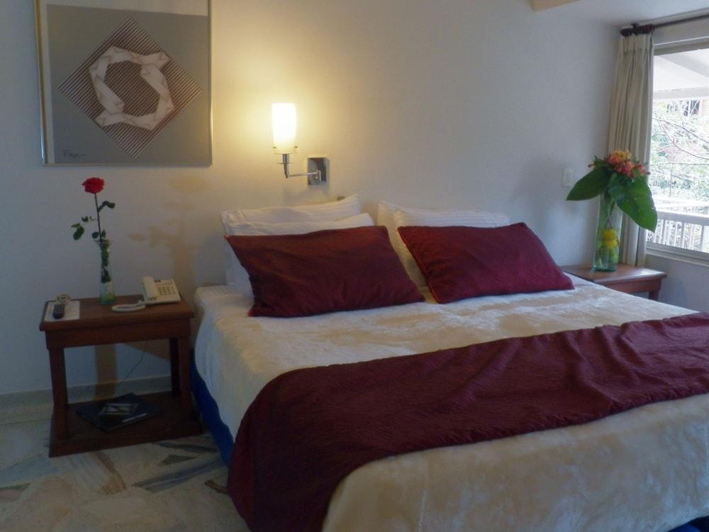 Hotel Casa Santa Monica Norte Кали Экстерьер фото