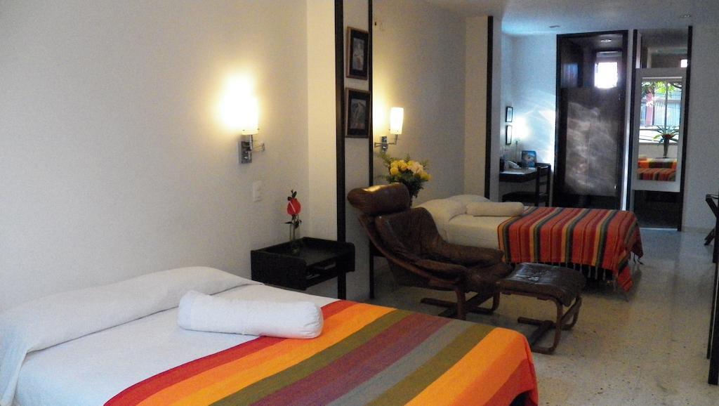 Hotel Casa Santa Monica Norte Кали Номер фото